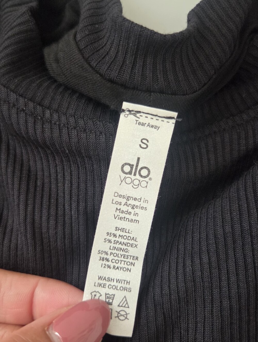 ALO Yoga Black Ribbed Long-Sleeve Wrap Crop Top - Picture 3 of 5
